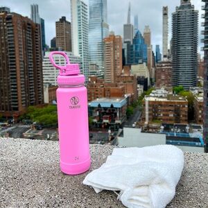 Takeya 24oz Water Bottle 💗